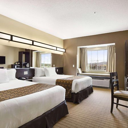 Microtel Inn & Suites By Wyndham Cambridge Dış mekan fotoğraf
