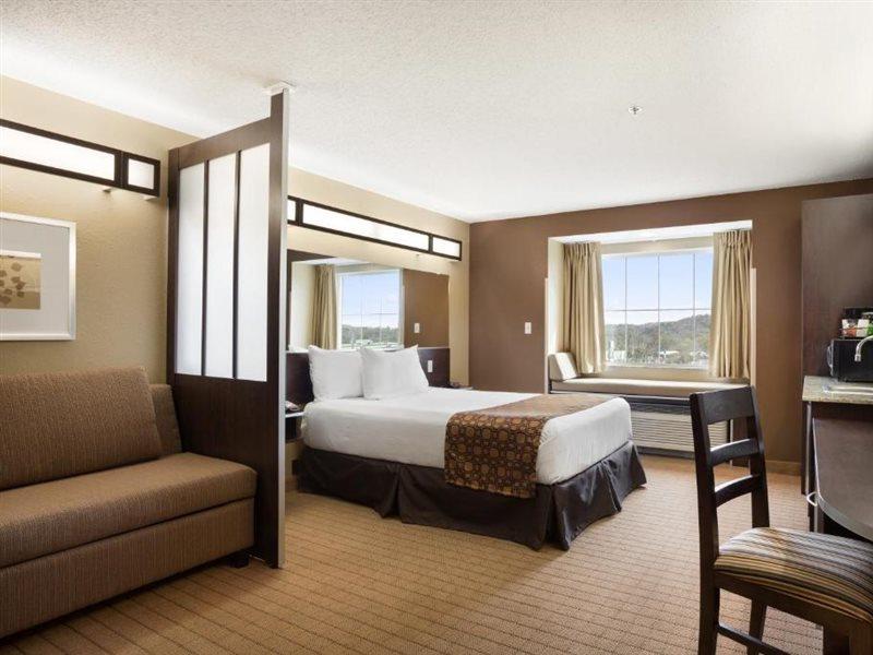 Microtel Inn & Suites By Wyndham Cambridge Dış mekan fotoğraf