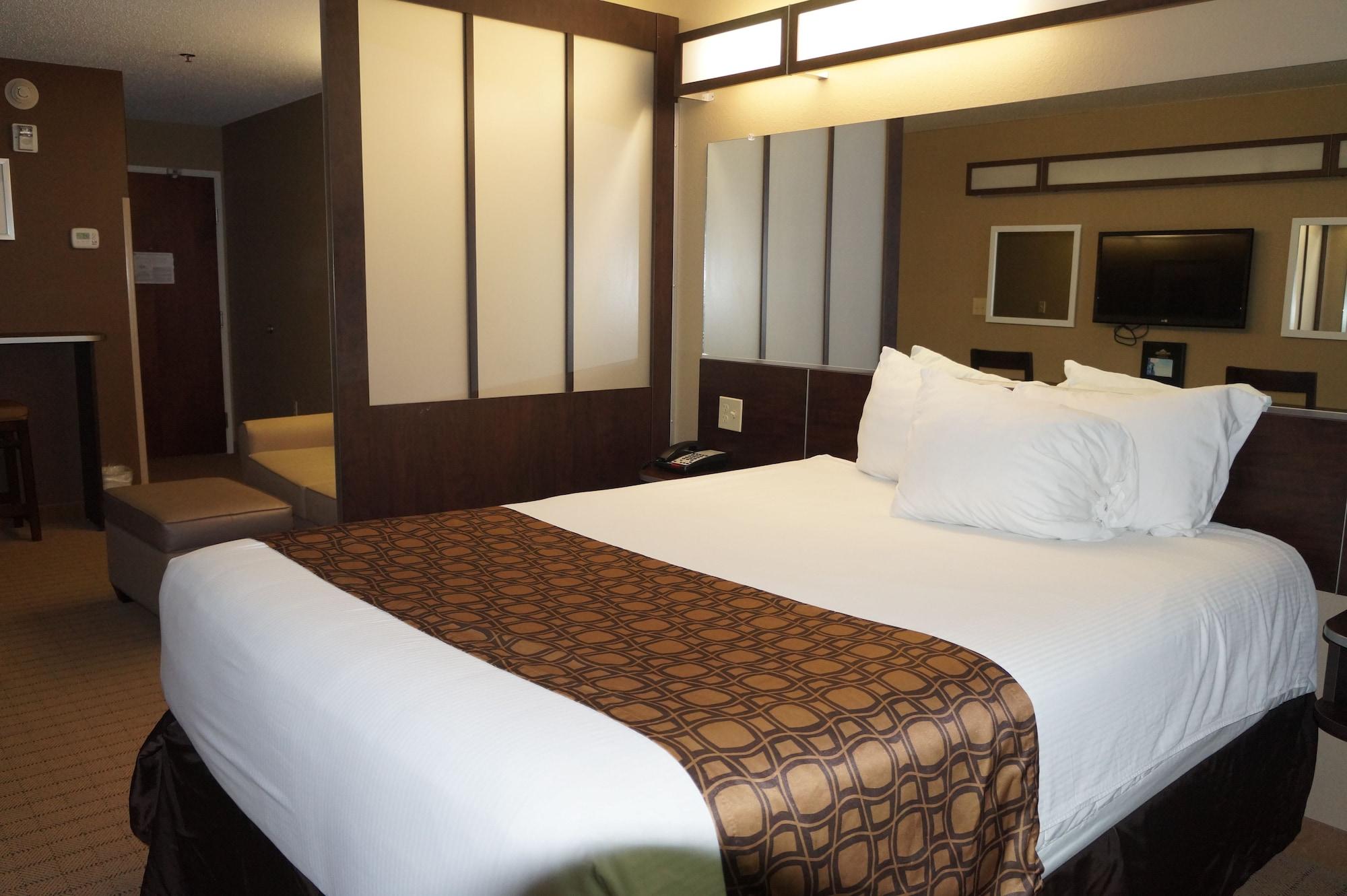 Microtel Inn & Suites By Wyndham Cambridge Dış mekan fotoğraf
