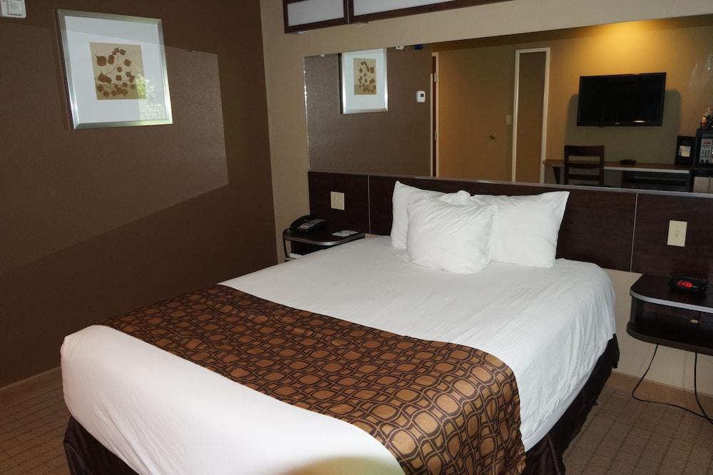 Microtel Inn & Suites By Wyndham Cambridge Dış mekan fotoğraf