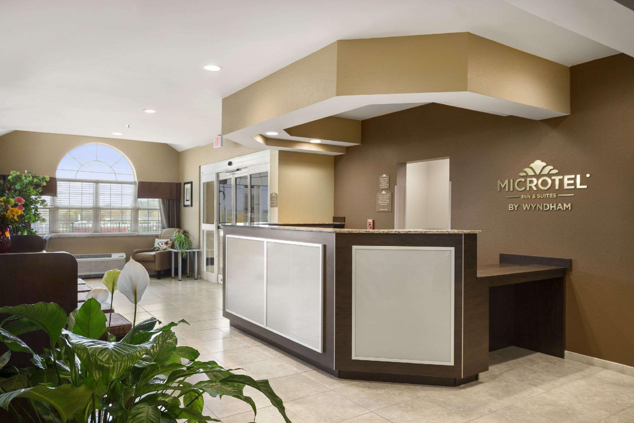 Microtel Inn & Suites By Wyndham Cambridge Dış mekan fotoğraf