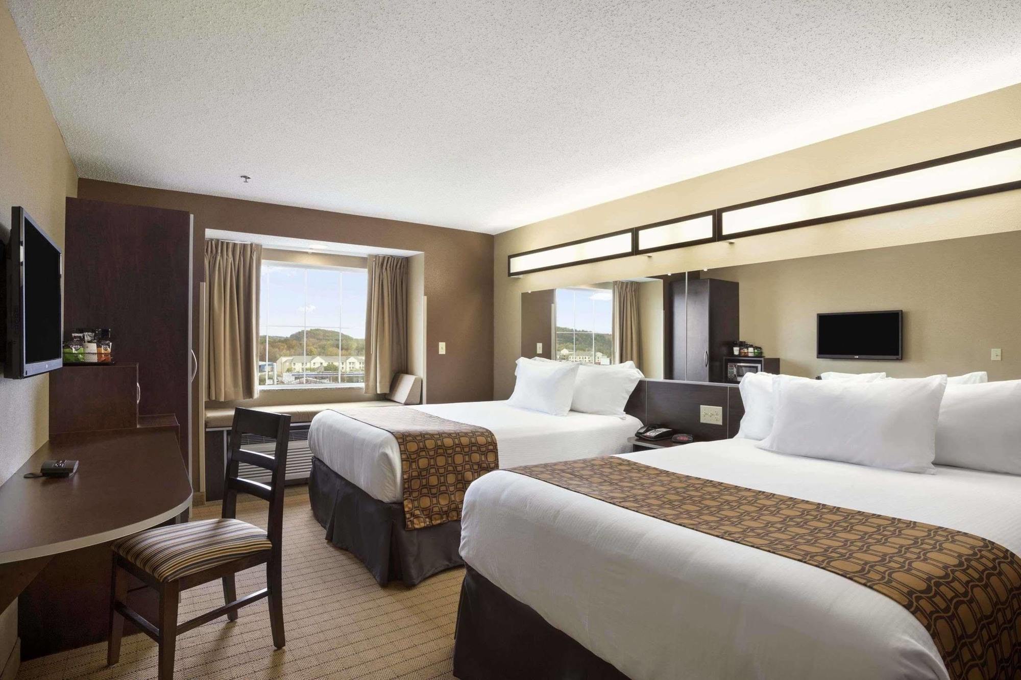 Microtel Inn & Suites By Wyndham Cambridge Dış mekan fotoğraf