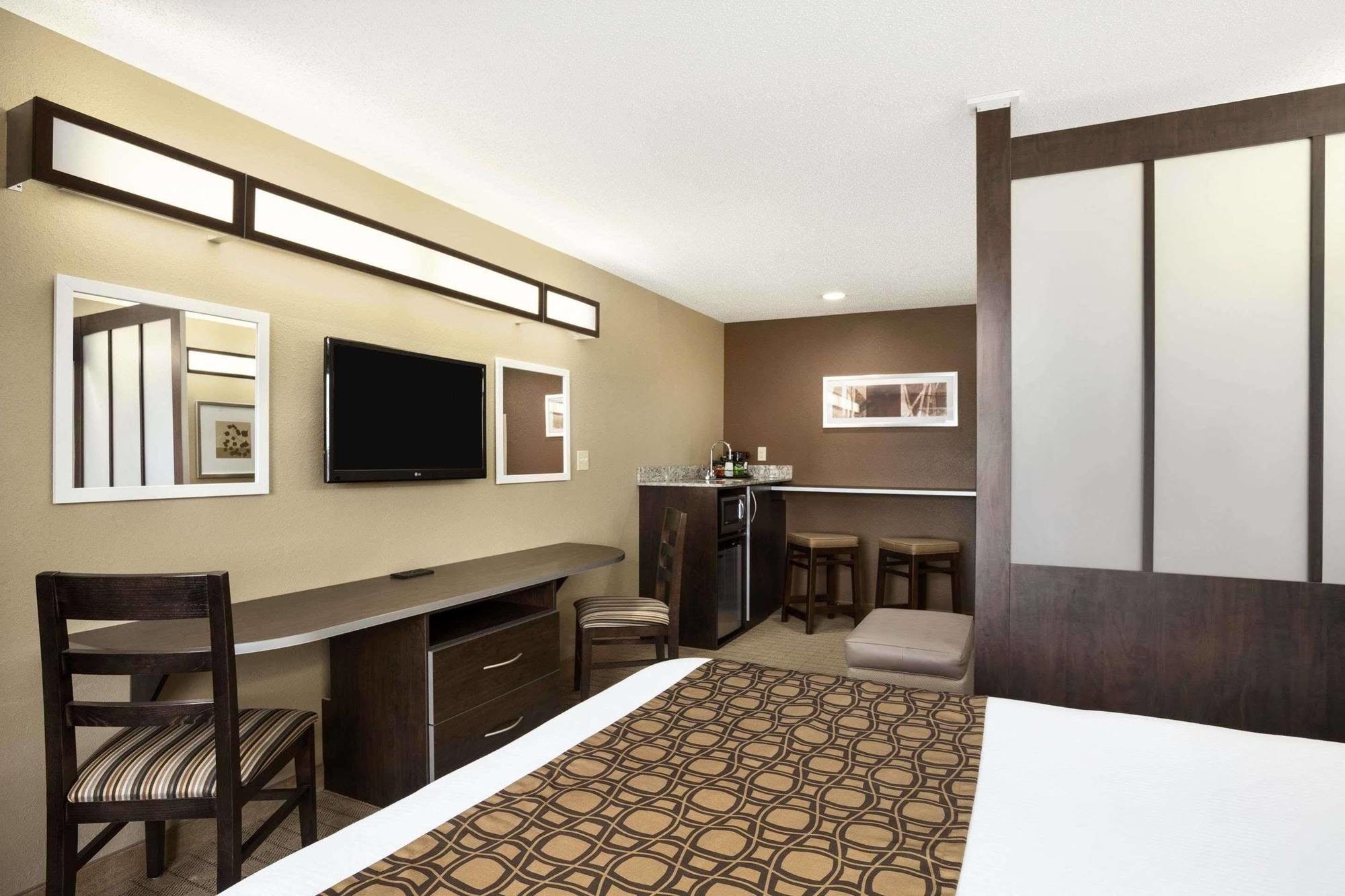 Microtel Inn & Suites By Wyndham Cambridge Dış mekan fotoğraf